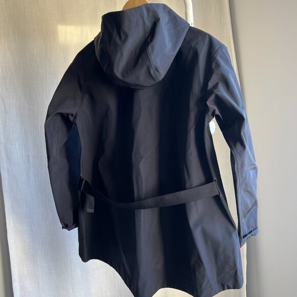 Nike Rain Jacket - Picture 6 of 10